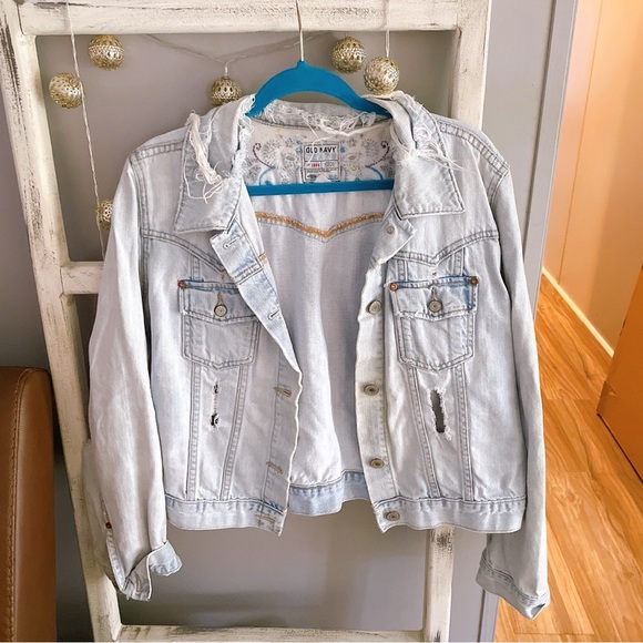 Old Navy Jackets & Blazers - Old Navy Light Blue Embroidered Denim Jacket